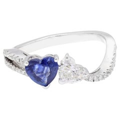 Bague en or 18k avec saphir bleu naturel et diamant