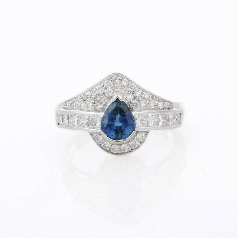 For Sale:  Natural Blue Sapphire Diamond Women Ring for Wedding in Solid 18k White Gold 5