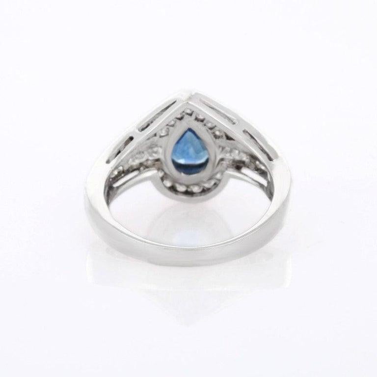 For Sale:  Natural Blue Sapphire Diamond Women Ring for Wedding in Solid 18k White Gold 9