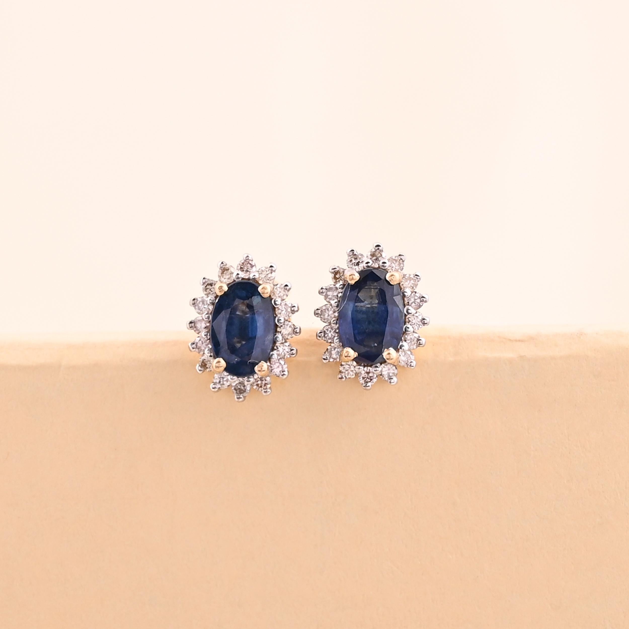 Orecchino con zaffiro blu naturale e diamante da 0,25 carati in oro 18 carati In condizioni Nuovo in vendita a jaipur, IN