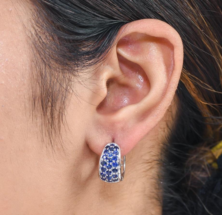 Taglio Asscher Natural blue sapphire earrings in 14k gold in vendita