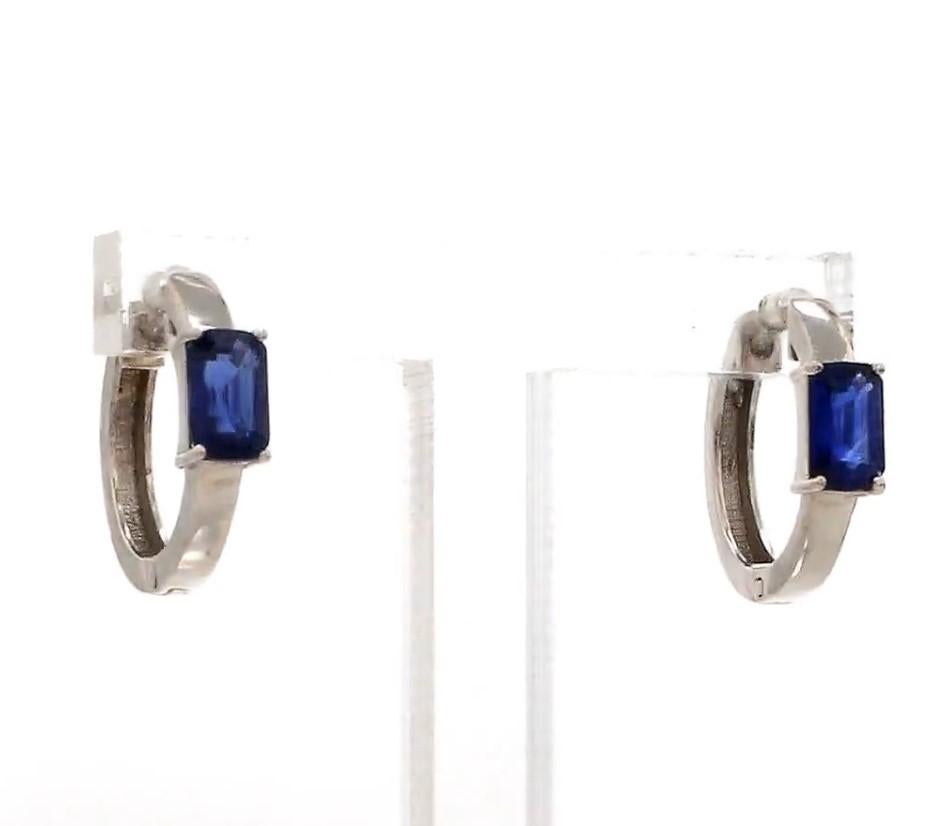 Ohrringe aus natürlichem blauem Saphir in 14k Gold Damen im Angebot