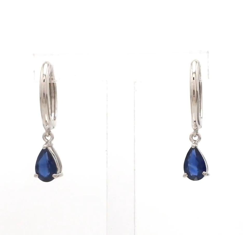 Natural blue sapphire earrings in 14k gold For Sale 4
