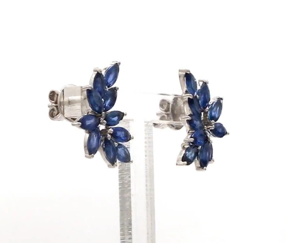 Taille Asscher Natural Blue sapphire earrings lin 18k gold en vente