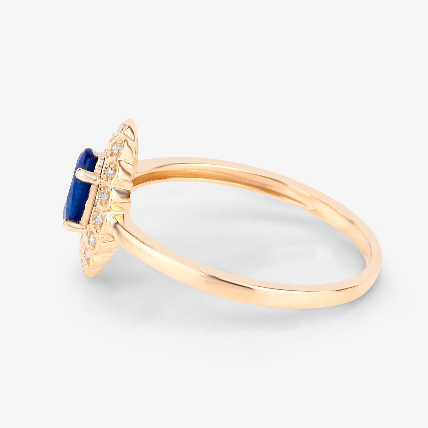 Natural Blue Sapphire Flower Ring Diamond Setting 0.53 Carats 14K Yellow Gold In Excellent Condition For Sale In Aliso Viejo, CA