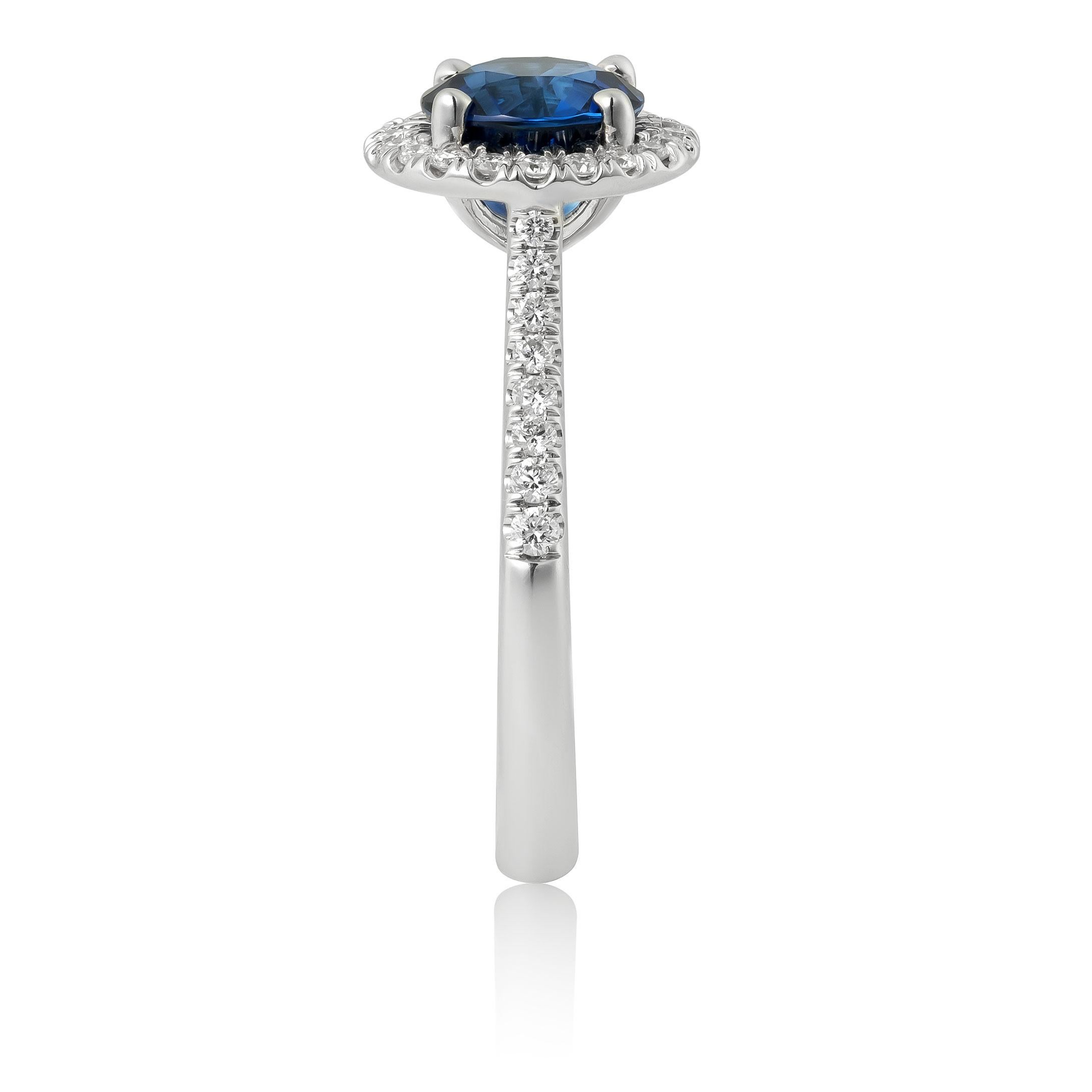 Women's Natural Blue Sapphire Gemstone 1.62 cts in 14KWG Ring with Diamonds / GIA Report For Sale