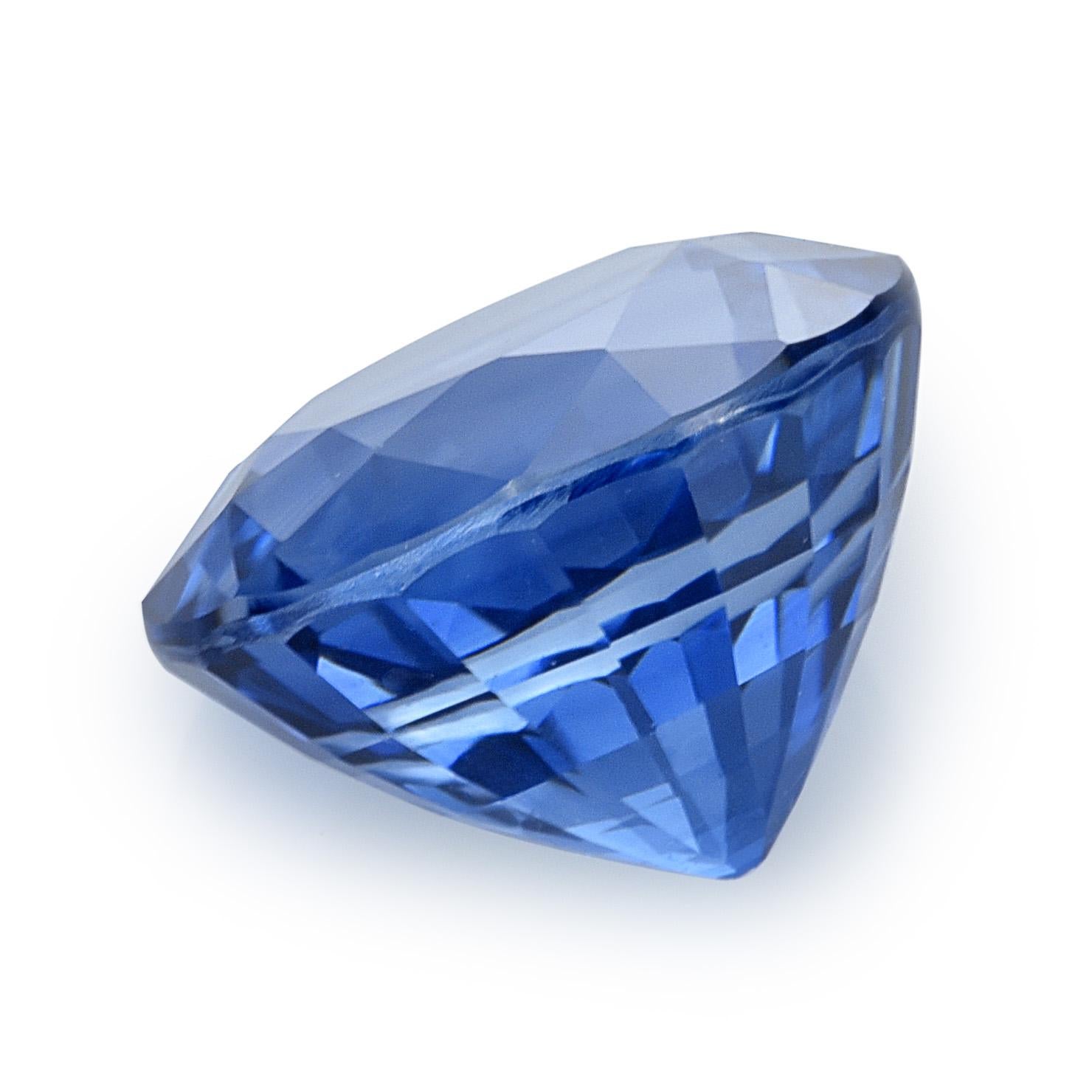 Taille mixte Pierre précieuse saphir bleu naturel 1.81 carat / JupiterGem en vente