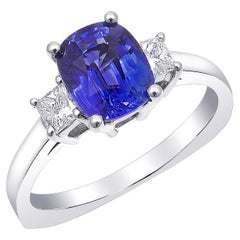 Natural Blue Sapphire Gemstone 2.17 cts in 14KWG Ring with Diamonds / GIA Report