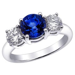 Natural Blue Sapphire Gemstone 2.27 carats in 18K White Gold Ring with Diamonds