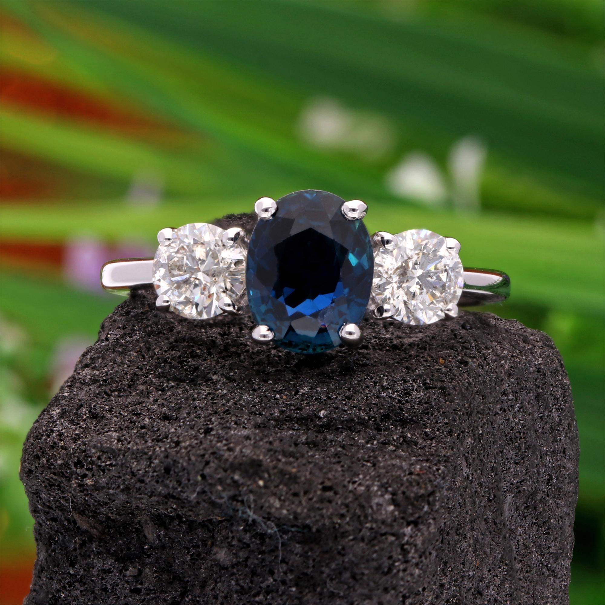 Natürlicher Blauer Saphir Edelstein Ring Diamant 18 Karat Weißgold Handgefertigter Schmuck im Zustand „Neu“ im Angebot in Diera, Dubai