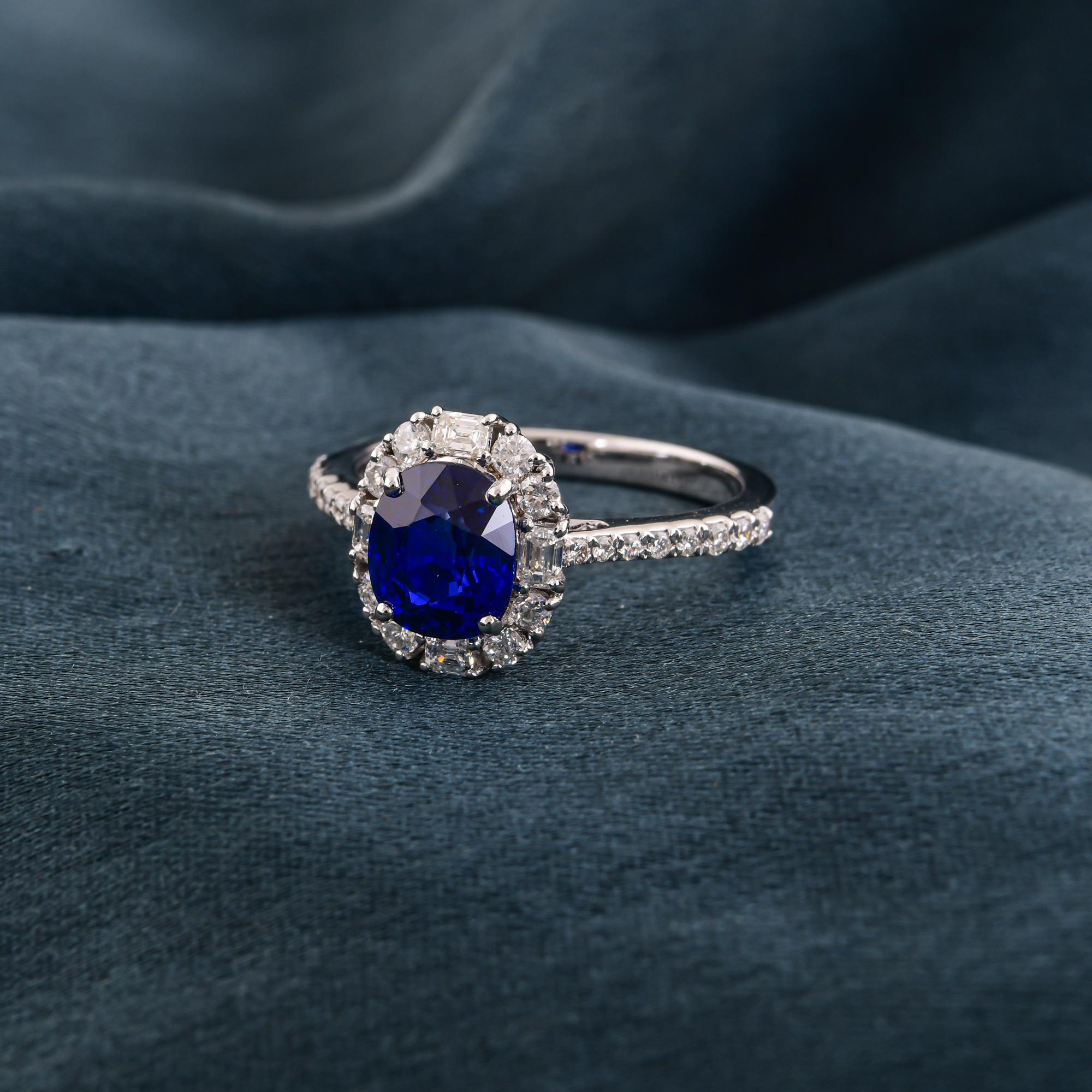 Anillo de zafiro azul natural SI/H Diamante Joyas de oro blanco de 14 quilates Corte oval en venta