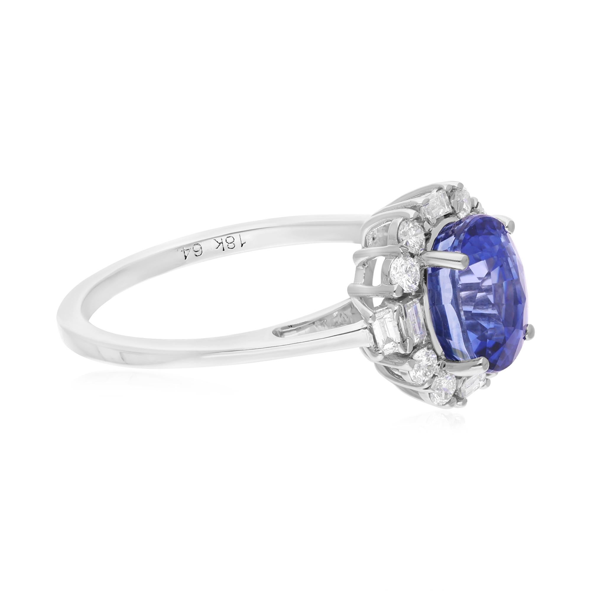 Modern Natural Blue Sapphire Gemstone Ring SI/HI Diamond 18 Karat White Gold Jewelry For Sale