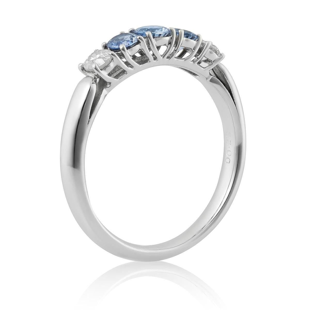 Mixed Cut Natural Blue Sapphire Gemstones 0.52 carats in 18K White Gold Ring with Diamonds For Sale