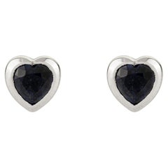 Natürlicher blauer Saphir herzförmiger Ohrstecker in 14k Weißgold Romantisches Geschenk