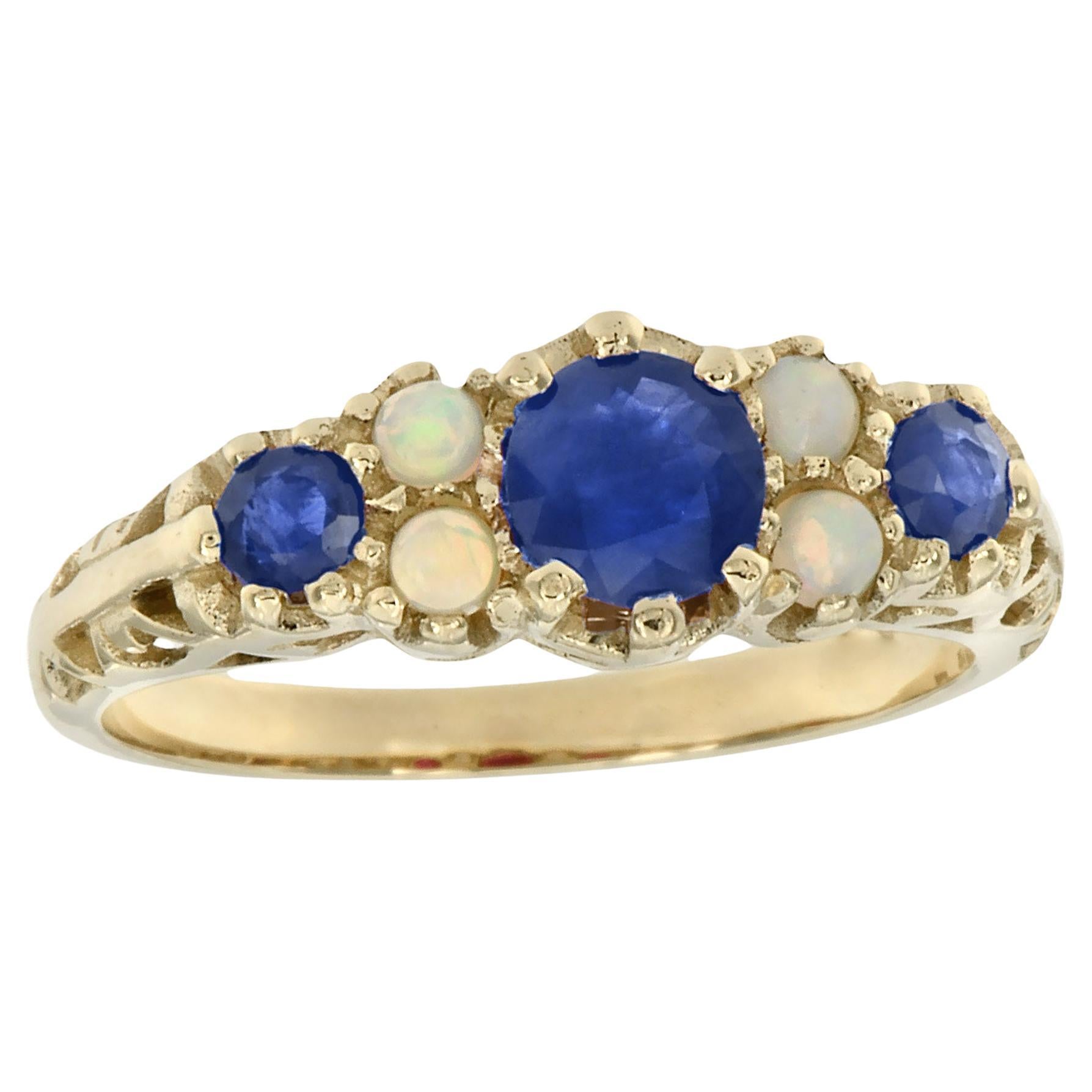 Filigraner Vintage-Ring aus massivem 9 Karat Gelbgold mit natürlichem blauem Saphir und Opal im Vintage-Stil