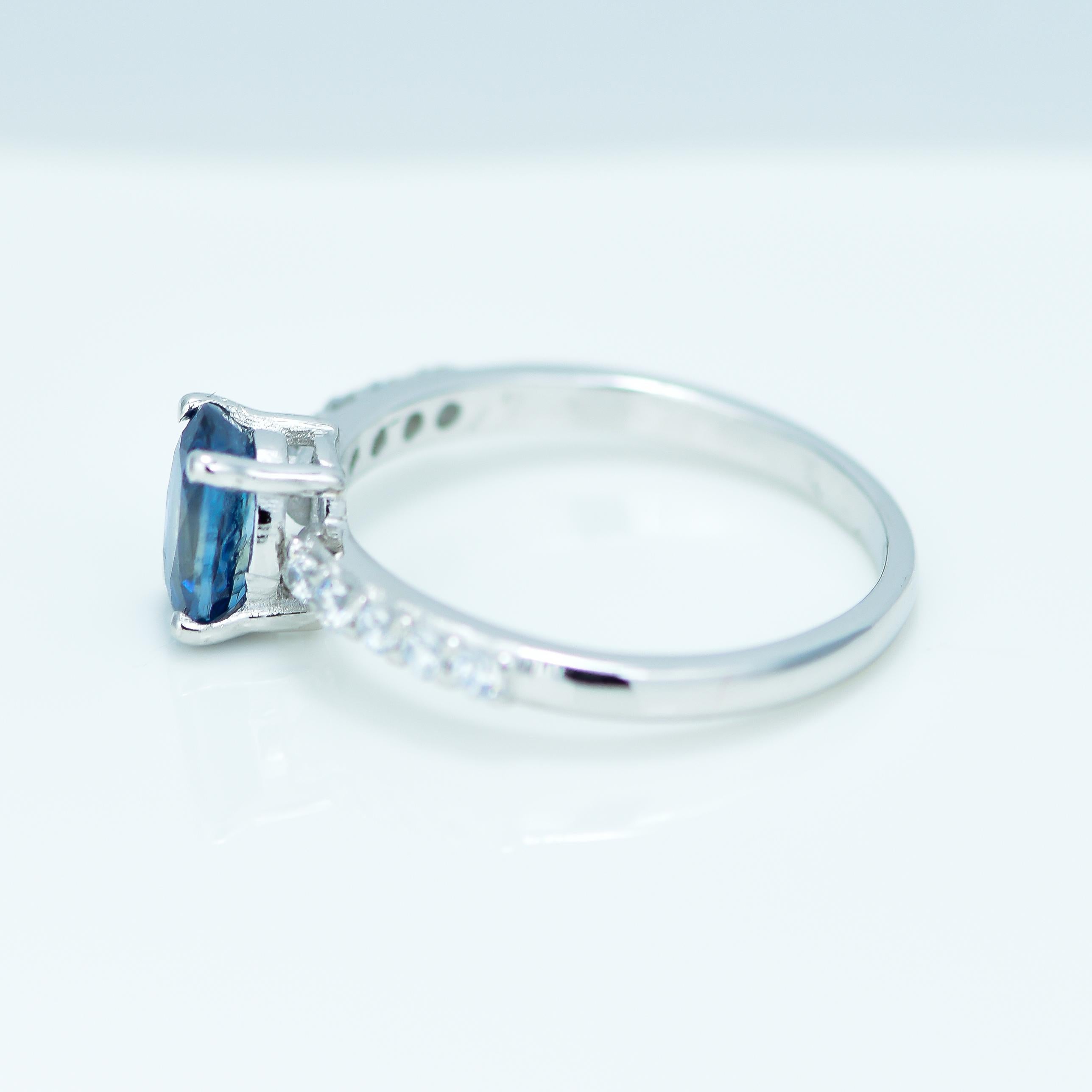 Oval Cut Natural Blue Sapphire Ring For Sale