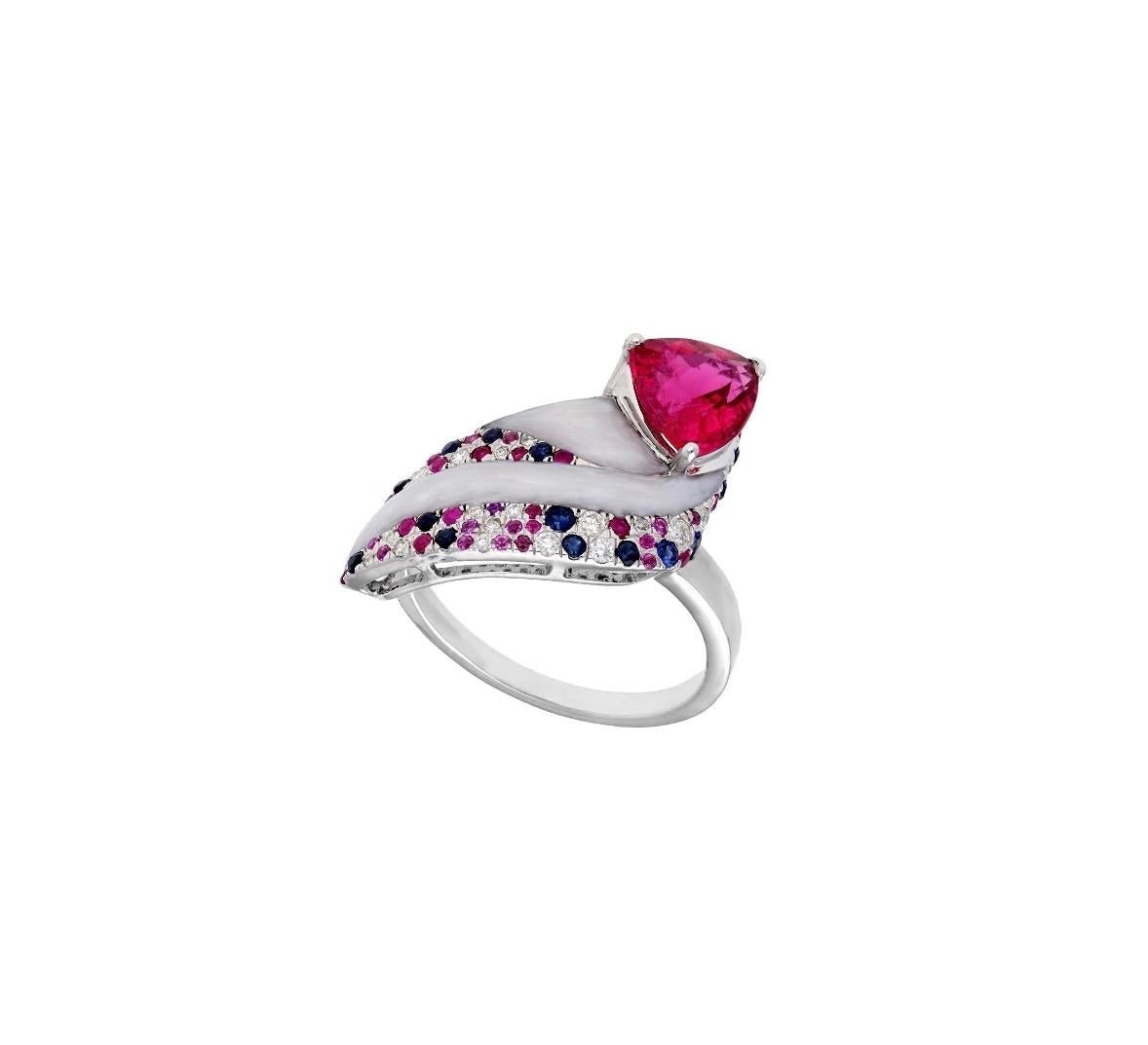 Ring aus blauem Saphir, Rubin, rosa Saphir, Turmalin und Diamant aus 18 Karat Gold Damen im Angebot