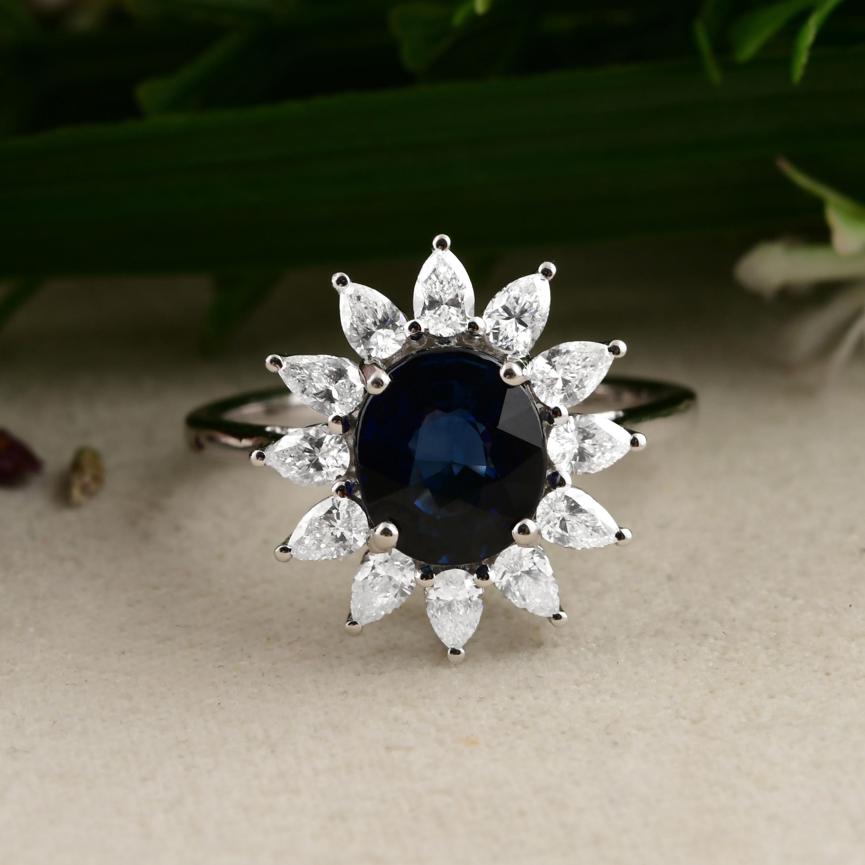 in vendita:  Anello nuziale floreale in oro bianco 14k con zaffiro blu naturale SI/H con diamante aureola 9