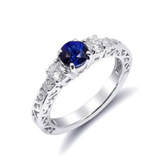 Natural Blue Sapphire Stone 0.88 carats set in 14K White Gold Ring with Diamonds