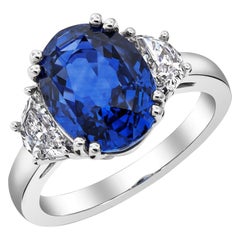 Natural Blue Sapphire Stone 5.62 cts in Platinum Ring with Diamonds / GIA Report
