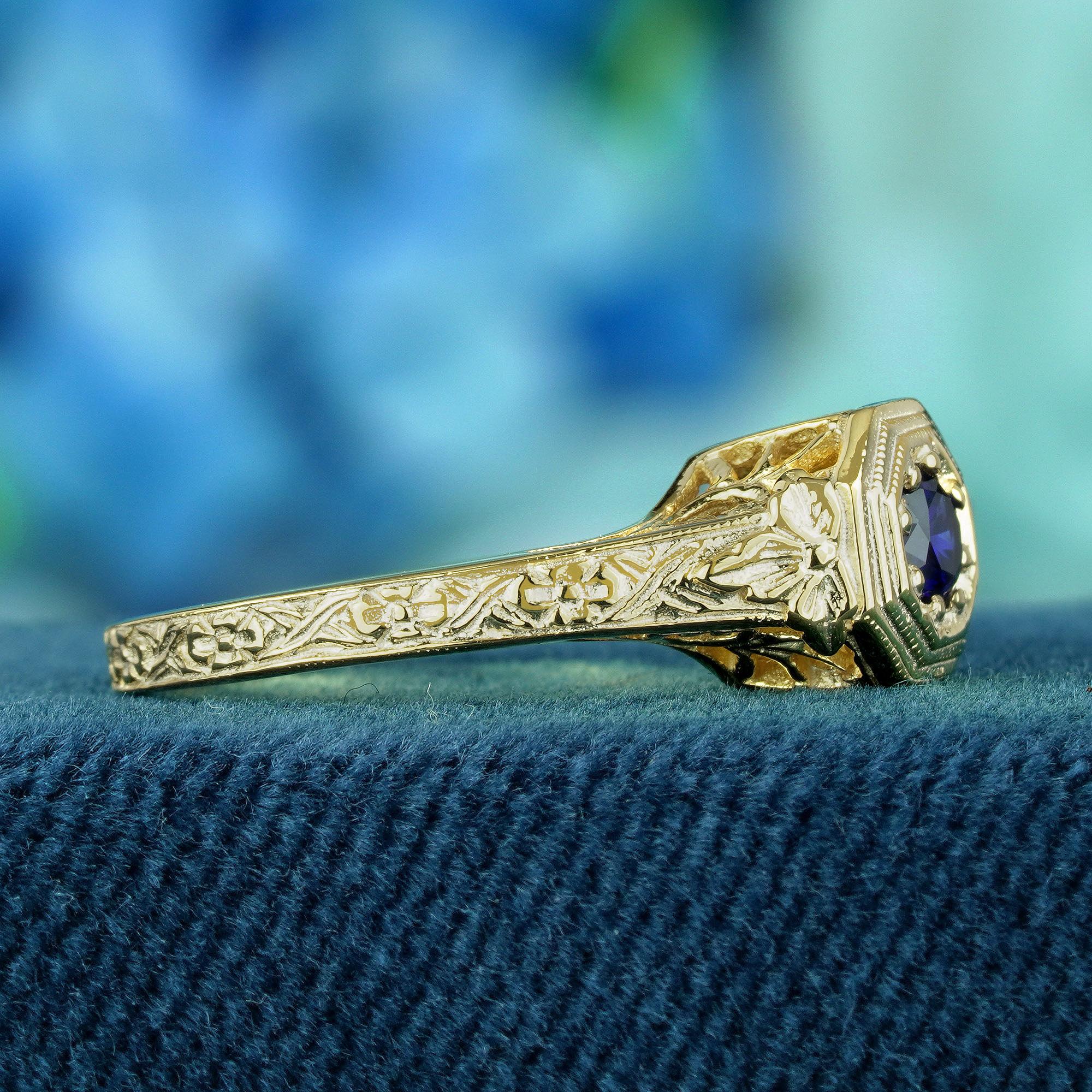 Verlobungsring aus massivem 9 Karat Gelbgold mit natürlichem blauem Saphir im Vintage-Stil (Rundschliff) im Angebot