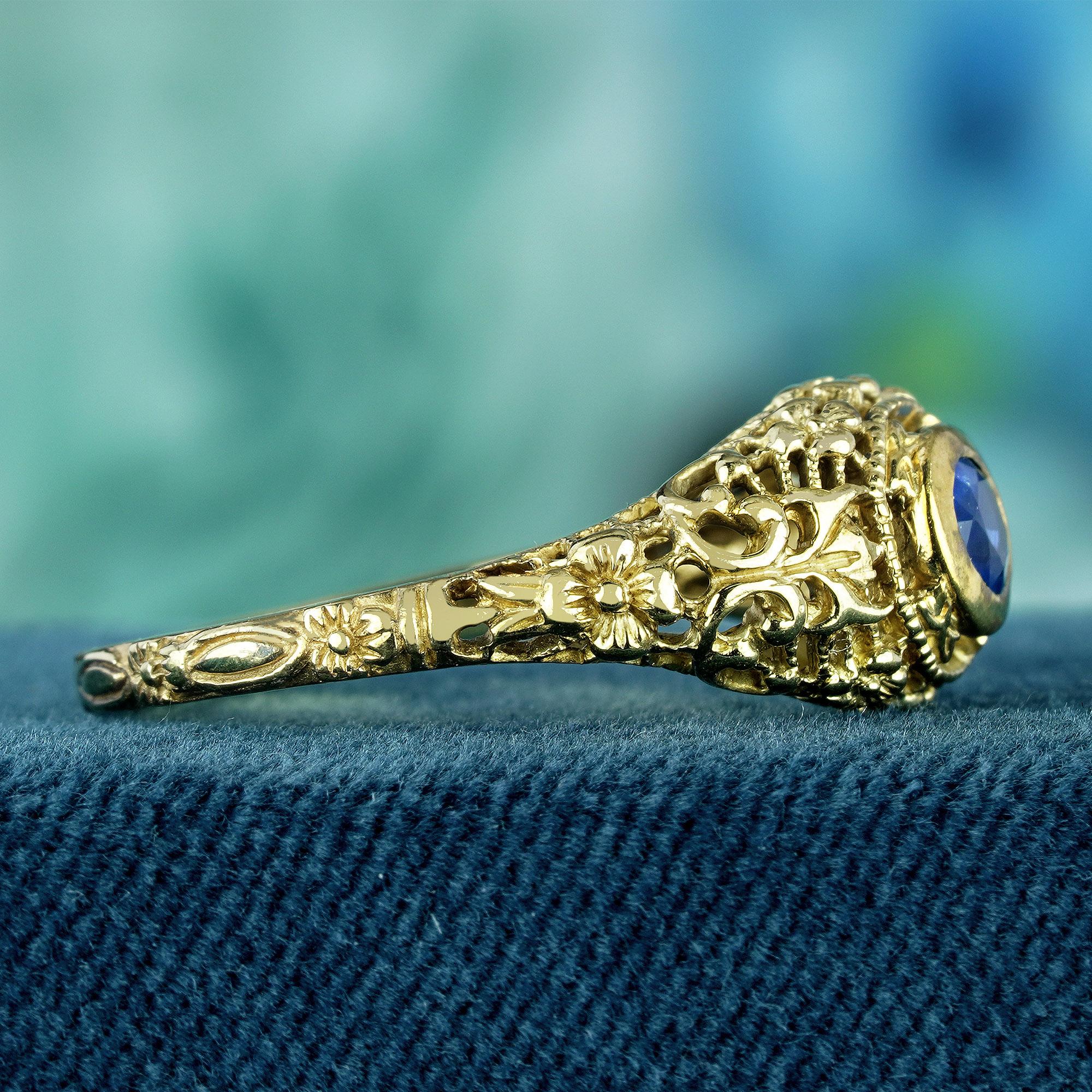Round Cut Natural Blue Sapphire Vintage Style Filigree Ring in Solid 9K Yellow Gold For Sale