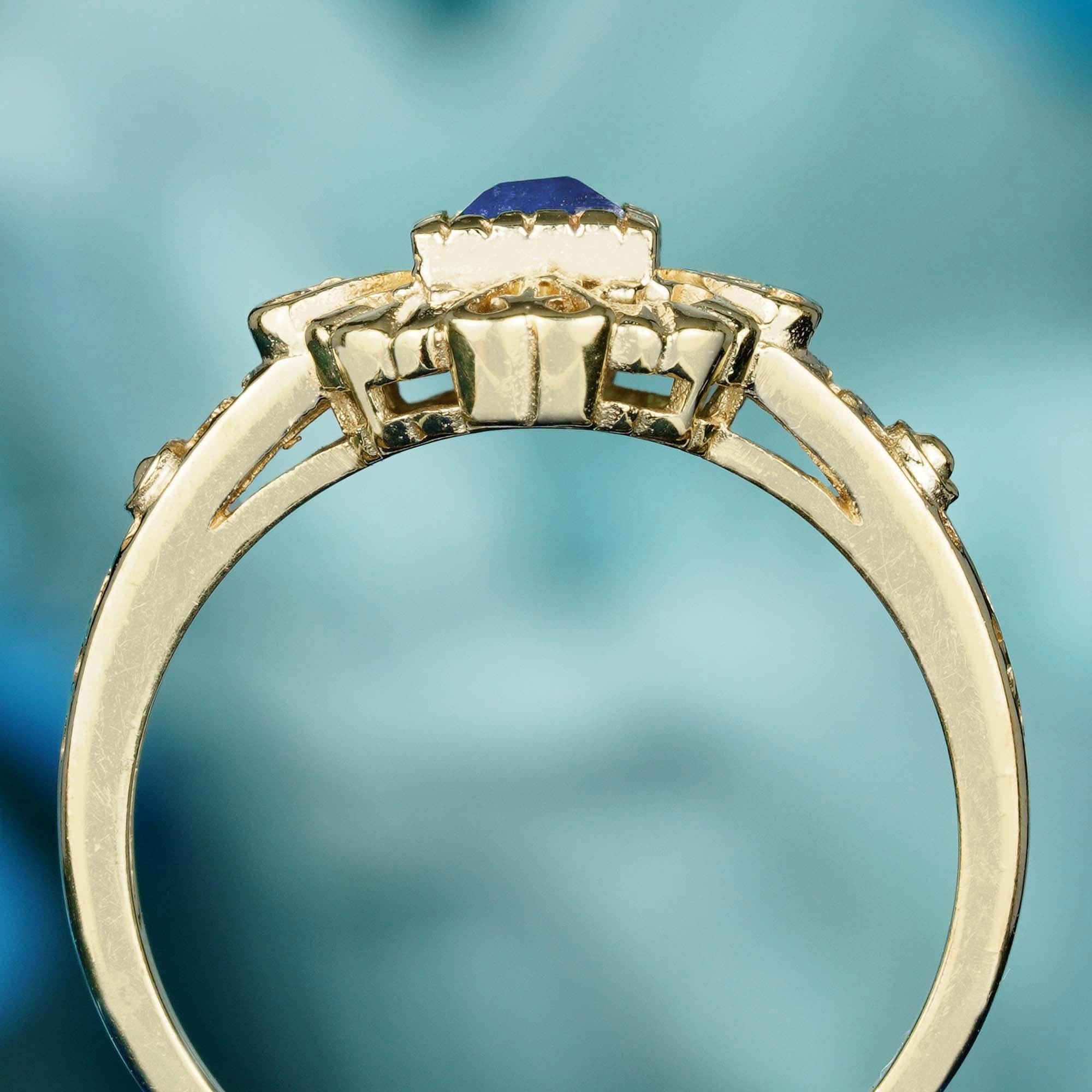 Bague filigrane de style vintage en or jaune massif 9 carats avec saphir bleu naturel Neuf - En vente à Bangkok, TH