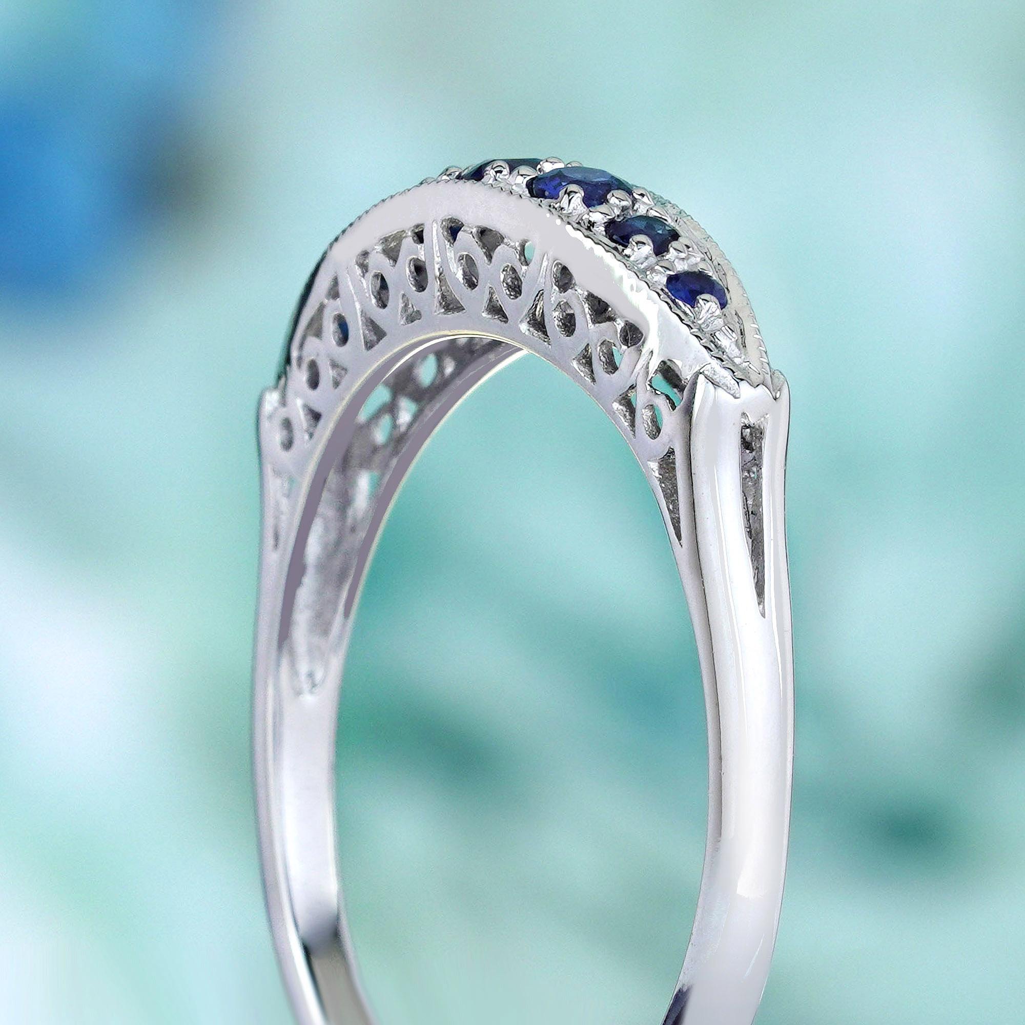Bague de style vintage en or blanc massif 9 carats avec saphir bleu naturel Pour femmes en vente
