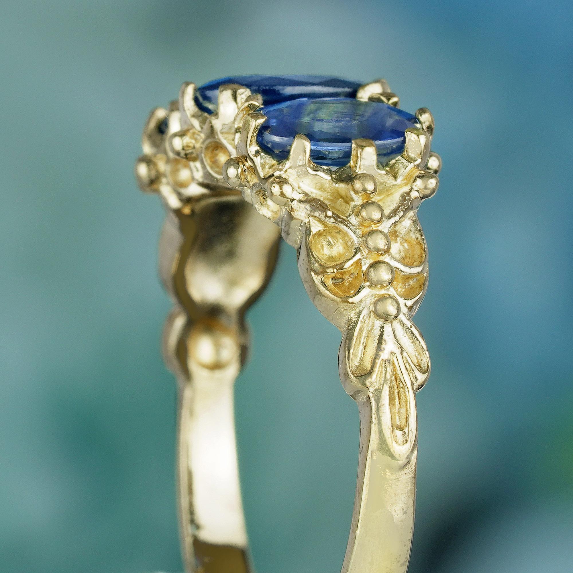 Natural Blue Sapphire Vintage Victorian Style Three Stone Ring in Solid 9K Gold In New Condition For Sale In Bangkok, TH