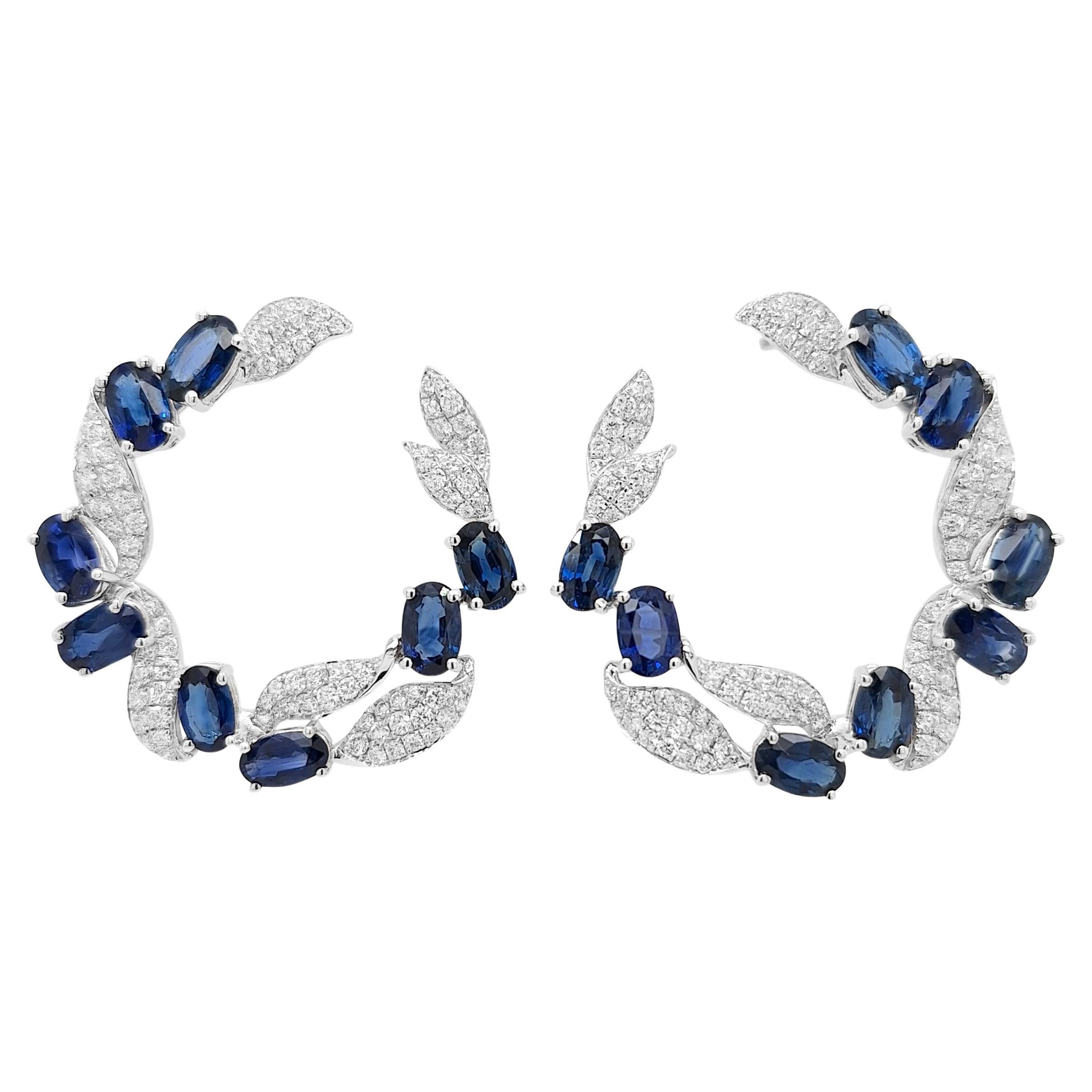 Natürlicher Blauer Saphir Weißer Diamant 18K Gold Ohrringe im Angebot