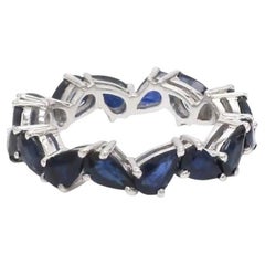 Natural blue sapphire zig zag ring in 18k gold