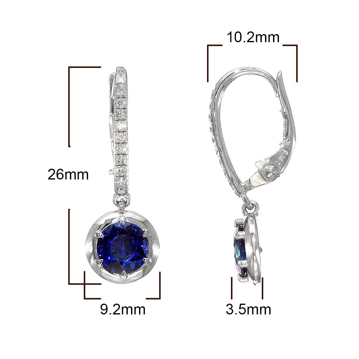 Natürliche blaue Saphire 2,60 Karat in 14K Weißgold Ohrringe mit Diamanten gefasst im Zustand „Neu“ im Angebot in Los Angeles, CA