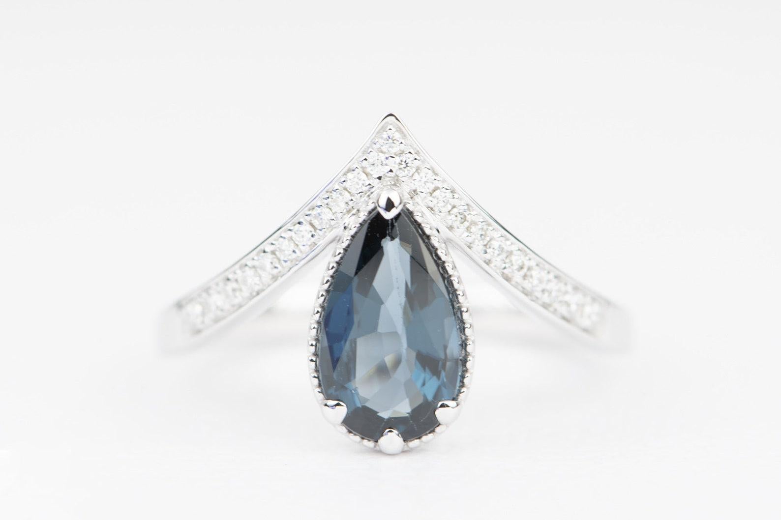 â™¥  This is a vintage-inspired ring featuring a beautiful blue spinel in the center with a delicate milgrain edge, set on a curved shank with sparkly white moissanites
â™¥  This is a natural spinel mined from Mogok, Myanmar, not a synthetic one