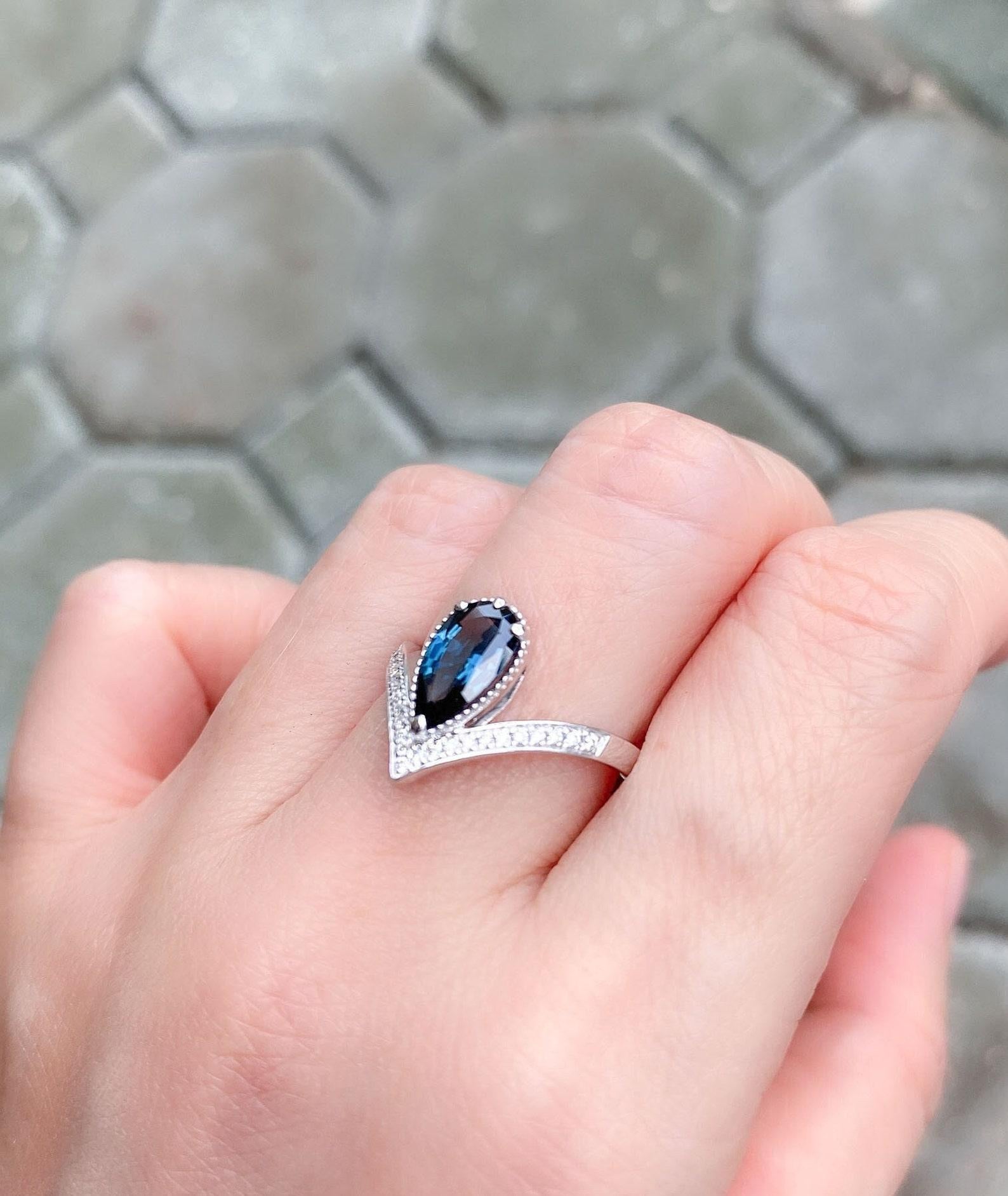Women's Natural Blue Spinel Unique Engagement Ring 14K White Gold Milgrain AD2192 For Sale