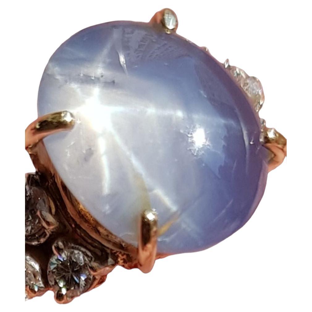 Nature certifiée GIA  Étoile bleue  Bague Ceylan (Sri Lanka) en saphir et diamants 