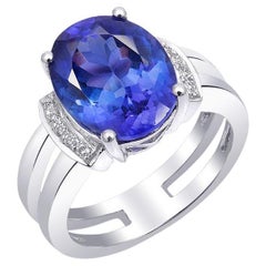 Natürlicher blauer Tansanit Edelstein 5,46 Karat in 18K Weißgold Ring mit Diamanten