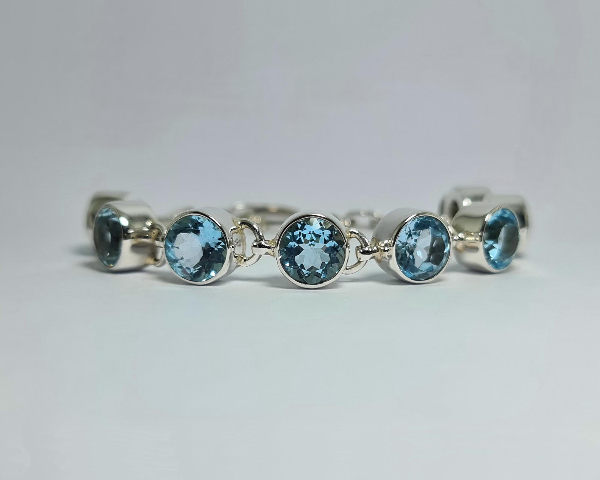 Natural Blue Topaz .925 Sterling Silver adjustable Bracelet 