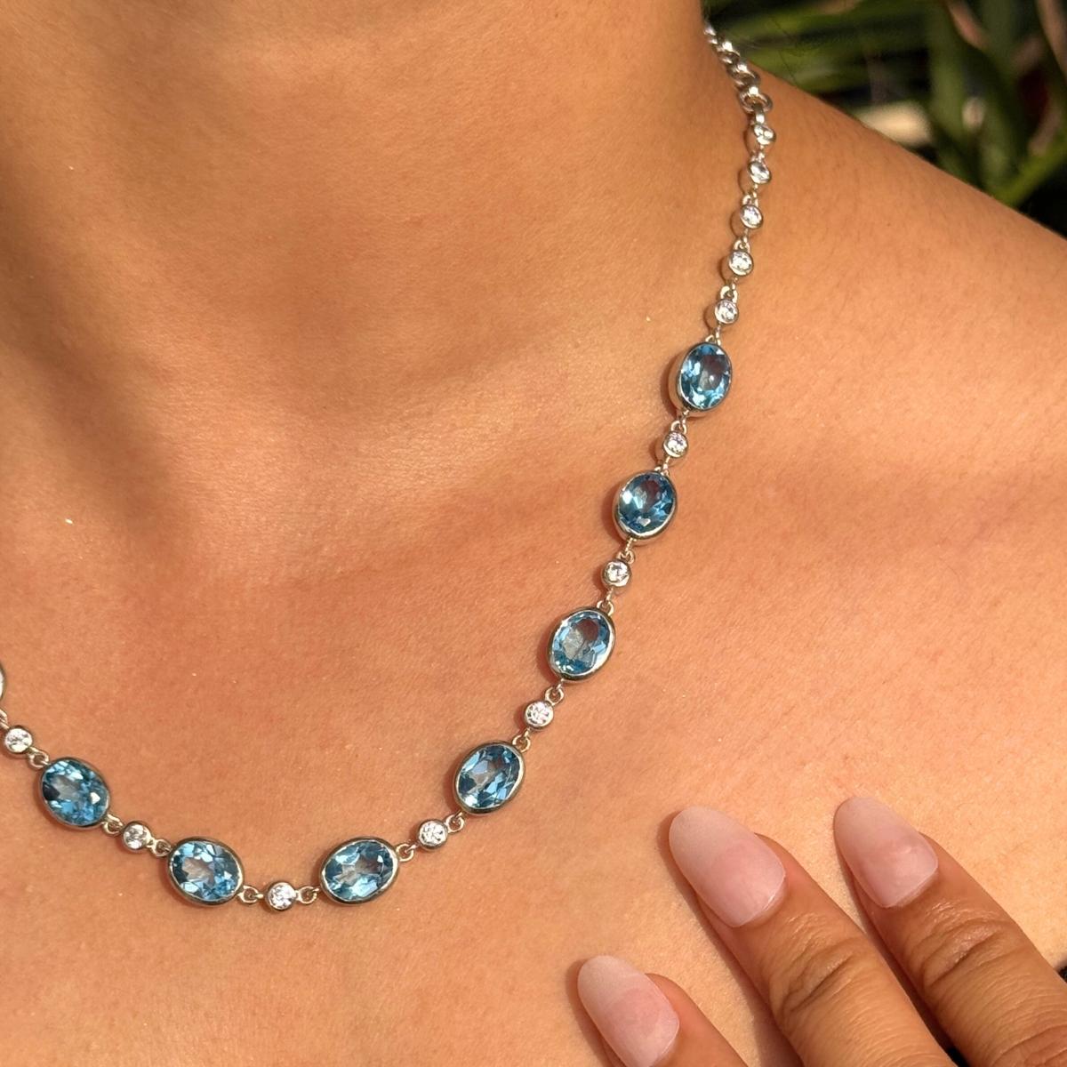 Collana nuziale a stazione con topazio blu naturale e zirconi in argento 925 in vendita 4