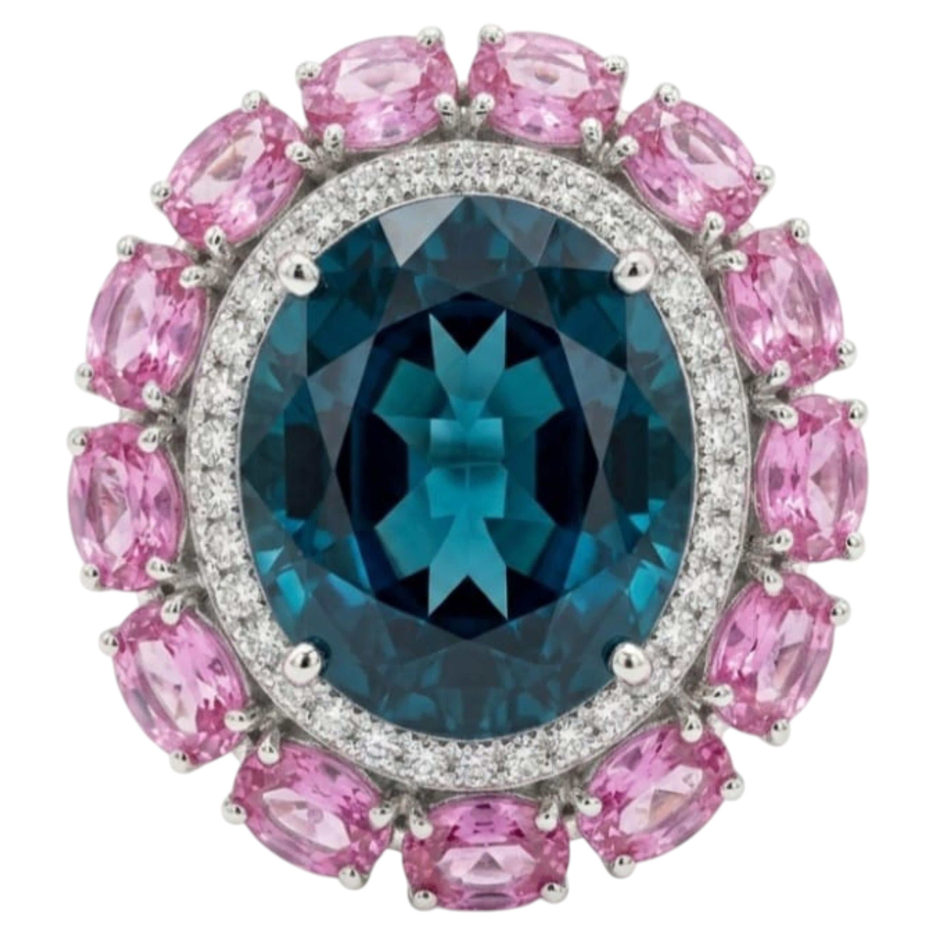 Anello in oro 14k con topazio blu naturale, diamante e zaffiro rosa in vendita