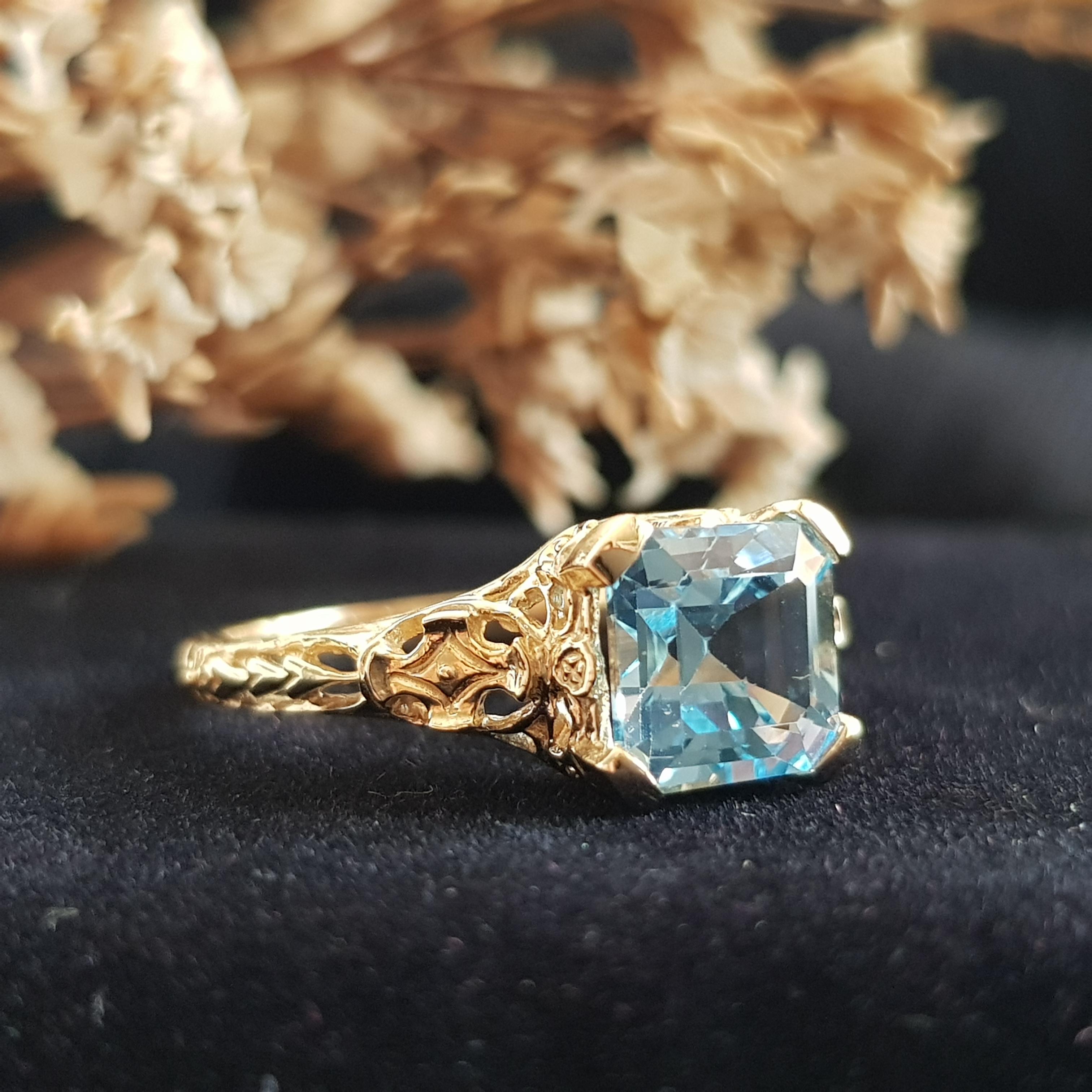 Art Deco Natural Blue Topaz Filigree Ring in Solid 14K Yellow Gold