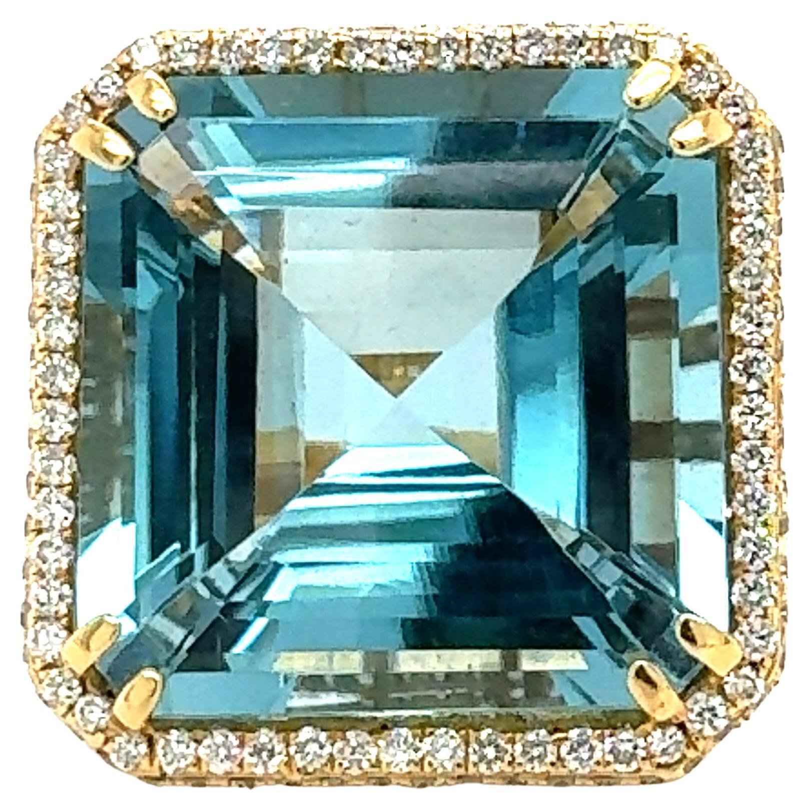 Bague topaze bleue naturelle avec diamants en vente