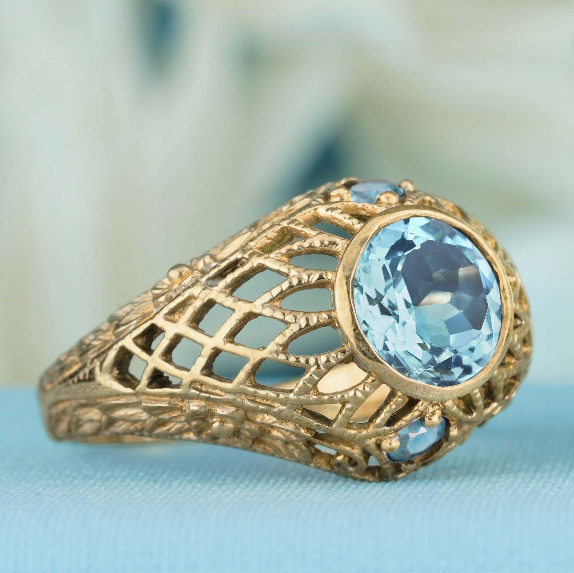Art déco Bague filigrane de style vintage en or jaune massif 9 carats avec topaze bleue naturelle en vente
