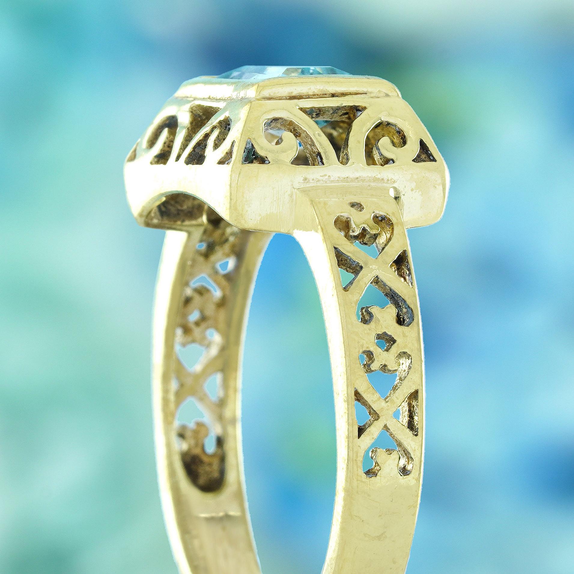 Bague filigrane de style vintage en or jaune massif 9 carats avec topaze bleue naturelle Pour femmes en vente