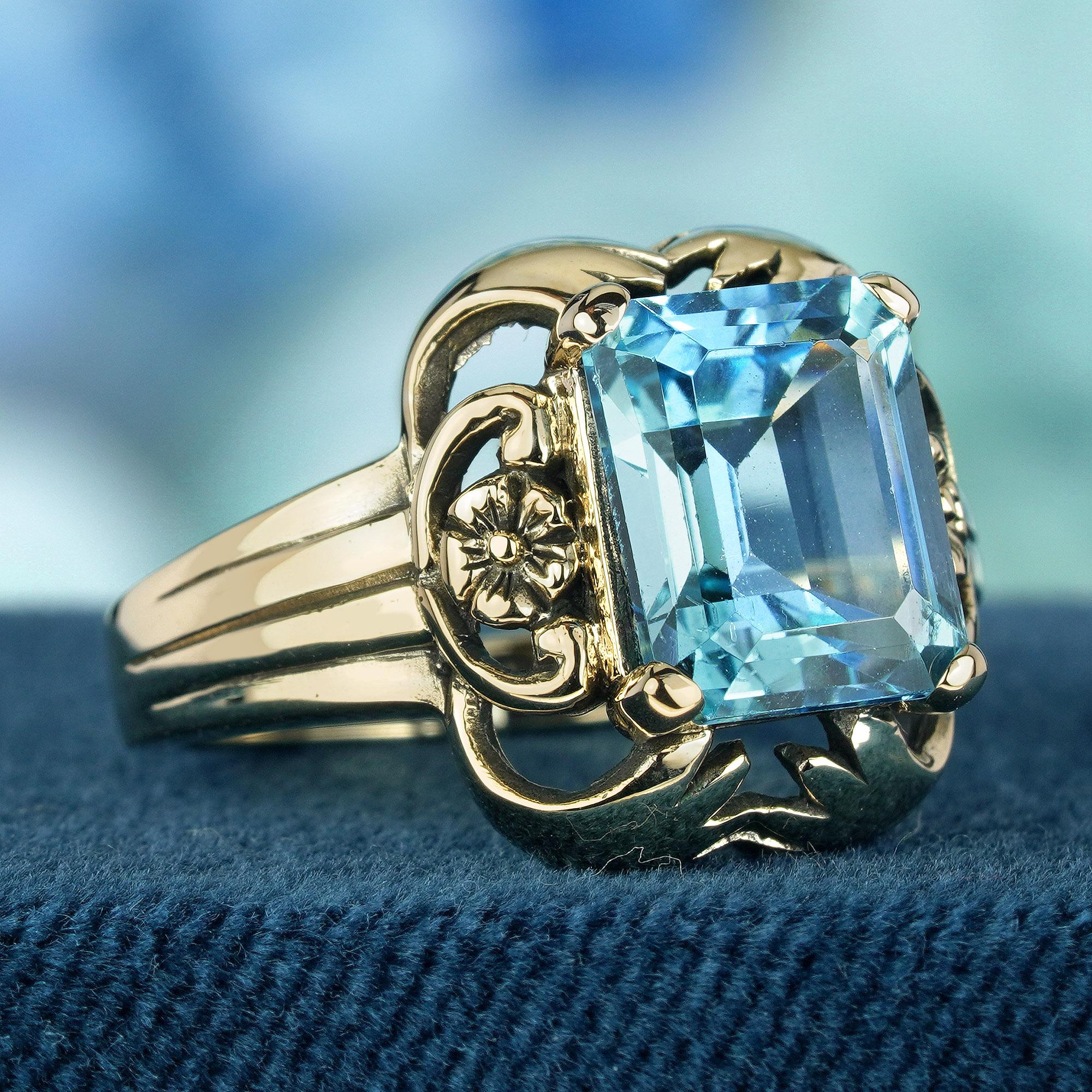 Edwardian Natural Blue Topaz Vintage Style Ring in Solid 9K Yellow Gold For Sale