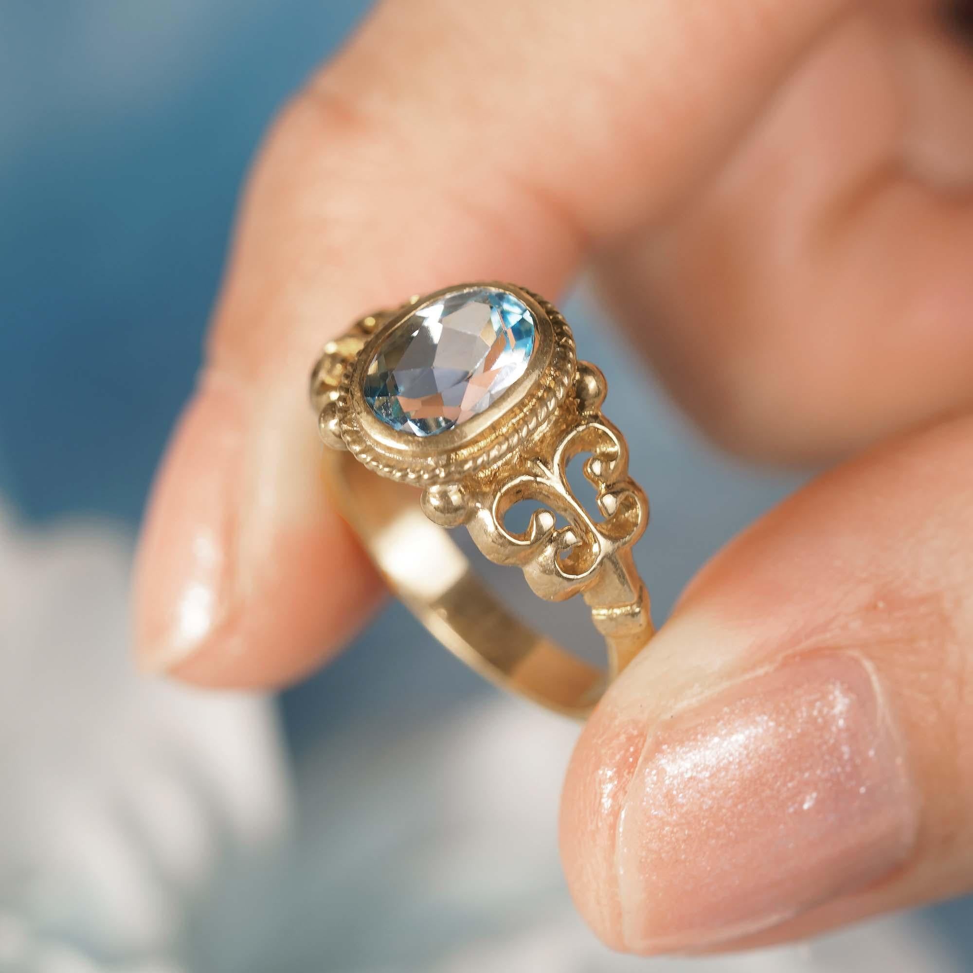 Natural Blue Topaz Vintage Style Ring in Solid 9K Yellow Gold 2