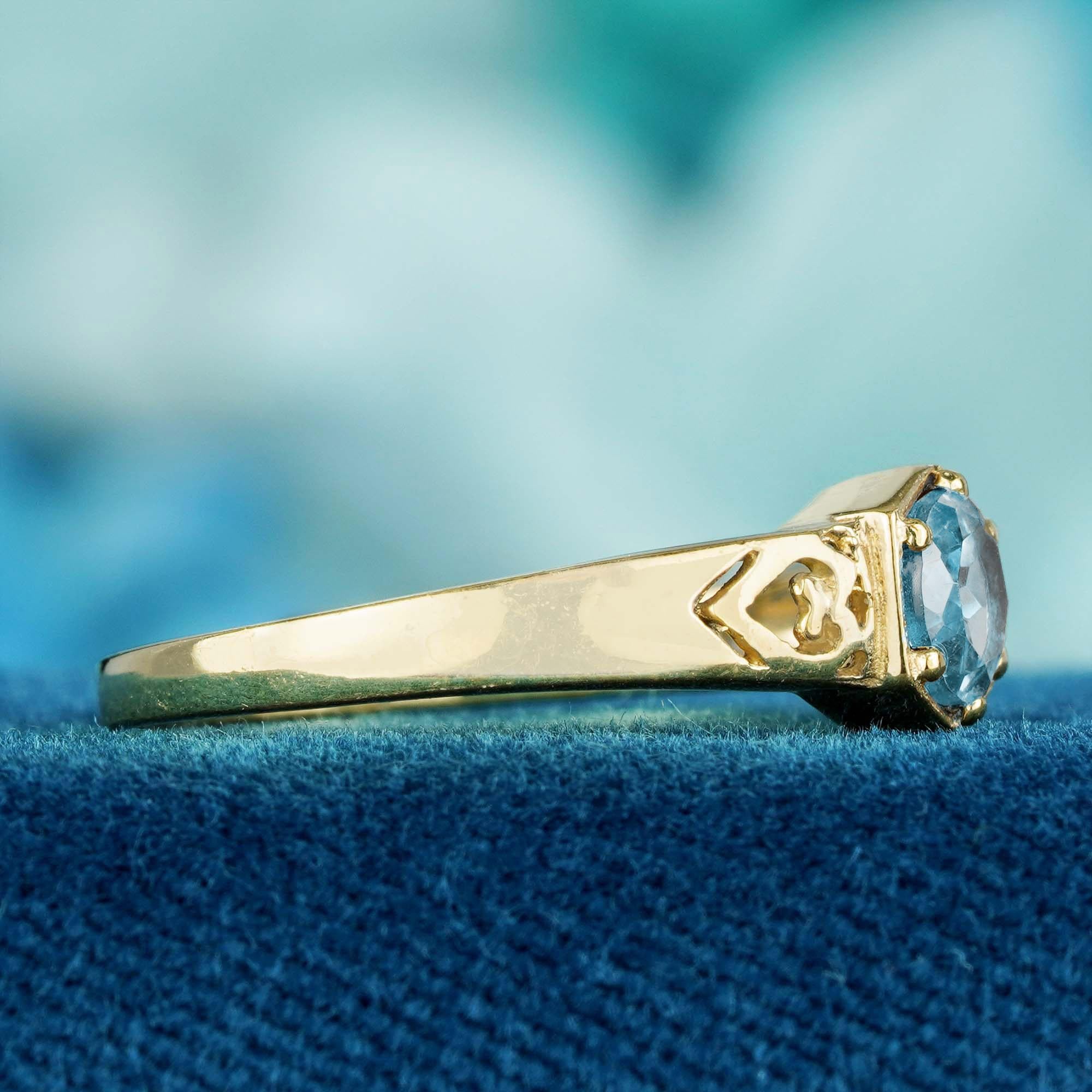 Round Cut Natural Blue Topaz Vintage Style Solitaire Engagement Ring in Solid 9K Gold For Sale