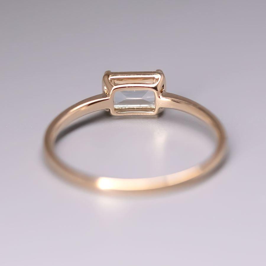 Natürlicher blauer Topas Ehering 14K Gelbgold Ring im Zustand „Neu“ im Angebot in Suwanee, GA