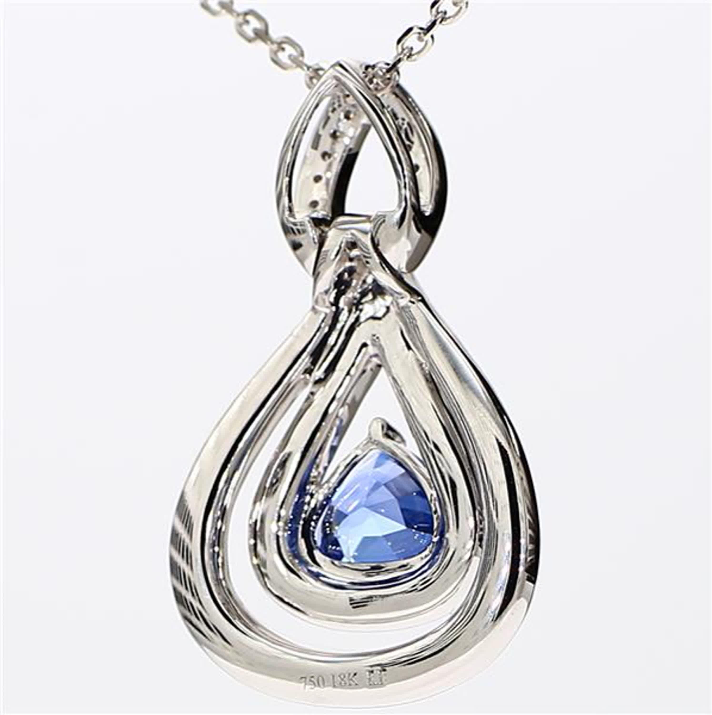 Natural Blue Trilliant Sapphire and White Diamond 1.84 Carat TW Gold Pendant In New Condition For Sale In New York, NY