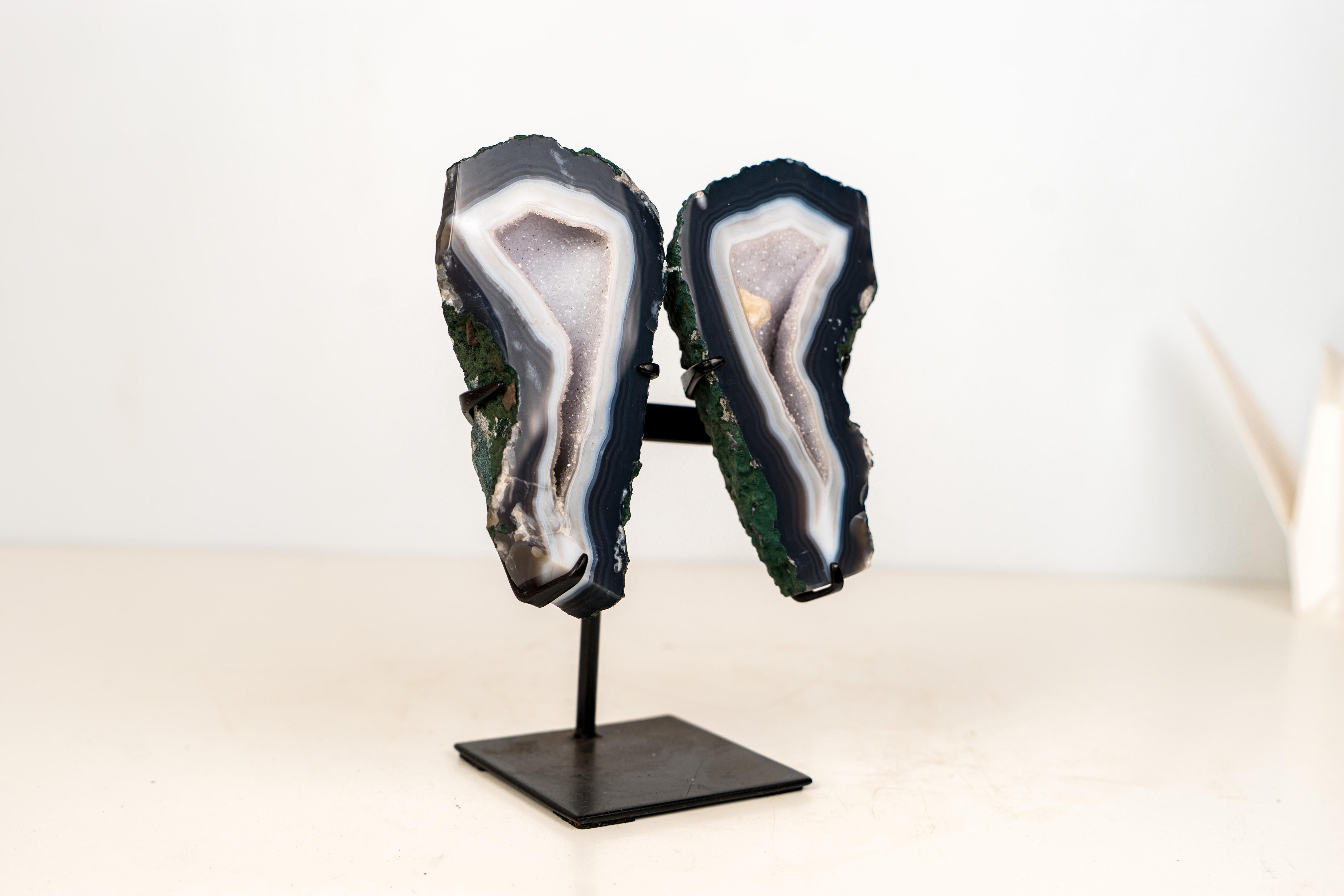 Brasiliano Natural Blue & White Lace Agate Geode Wings with White Galaxy Druzy in vendita