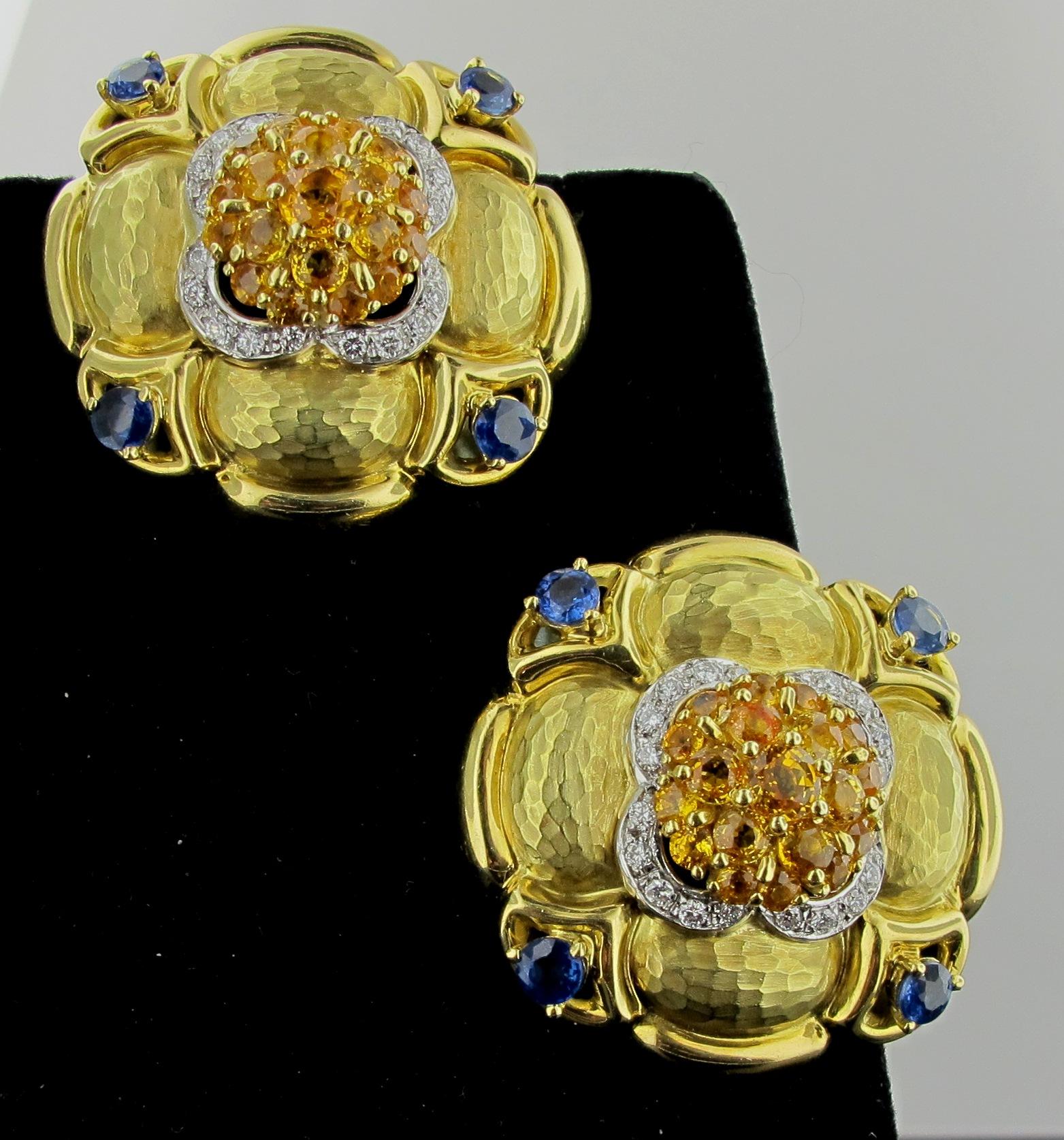 Women's or Men's Natural Blue and Yellow Sapphire Earrings Set in 18 Karat Hammered Yellow Gold For Sale